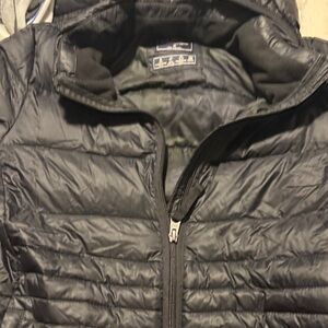 Abercrombie & Fitch Men's Black Puffer Jacket
